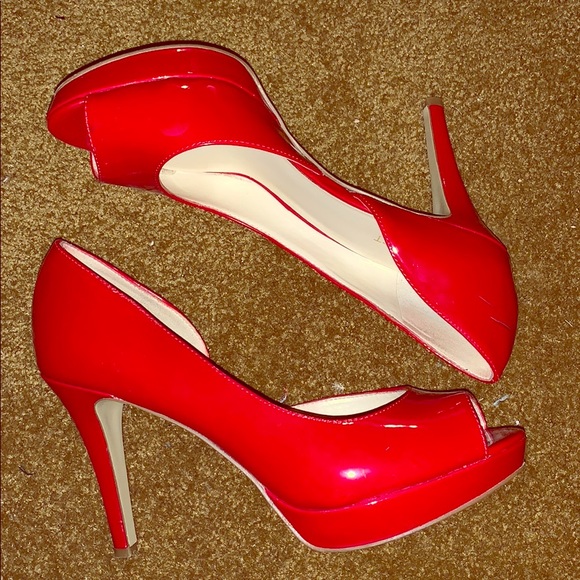 red peep toe pumps